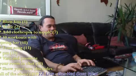 Snapshot of pannenkoekenkeizer chatting on April 8, 2026, 9:09 am Chris online show from April 8, 2026, 9:09 am