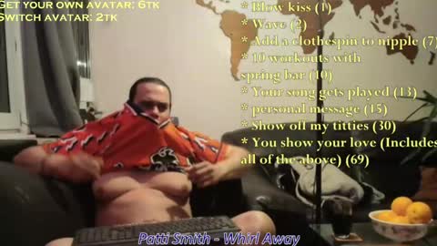 Snapshot of pannenkoekenkeizer chatting on May 8, 2026, 9:42 pm Chris online show from May 8, 2026, 9:42 pm