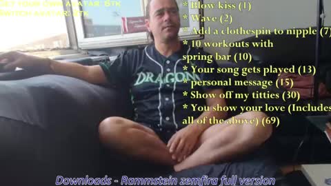 Snapshot of pannenkoekenkeizer chatting on May 9, 2026, 9:47 am Chris online show from May 9, 2026, 9:47 am