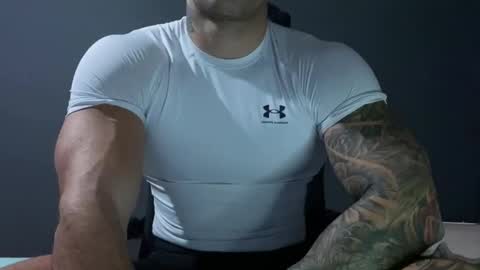 Snapshot of panther_style chatting on December 14, 2024, 7:29 am Oleg online show from December 14, 2024, 7:29 am