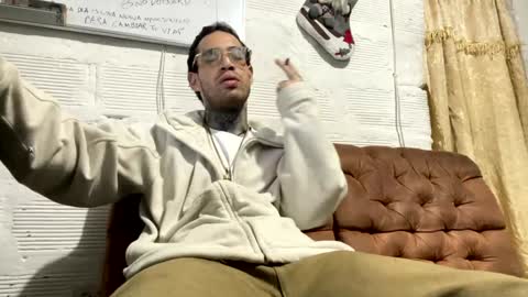 Snapshot of panthers_room chatting on December 22, 2024, 11:22 am panthers_room online show from December 22, 2024, 11:22 am