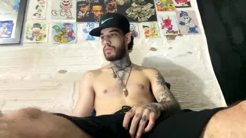 Snapshot of panthers_room chatting on February 25, 2025, 4:24 am panthers_room online show from February 25, 2025, 4:24 am