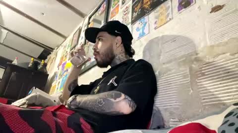 Snapshot of panthers_room chatting on March 4, 2025, 8:57 am panthers_room online show from March 4, 2025, 8:57 am