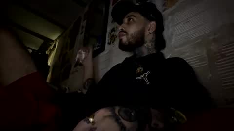 Snapshot of panthers_room chatting on March 4, 2025, 12:12 pm panthers_room online show from March 4, 2025, 12:12 pm