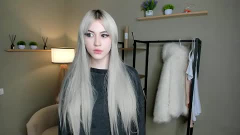 Viky online show from April 21, 2026, 5:06 pm