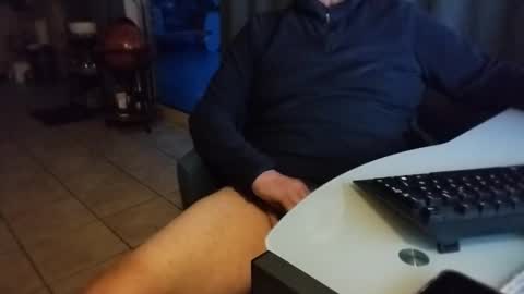 pantyrafke online show from October 23, 2025, 5:51 am