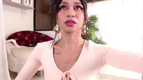 Snapshot of pao_thebigclit chatting on January 25, 2025, 2:15 am Paolita online show from January 25, 2025, 2:15 am