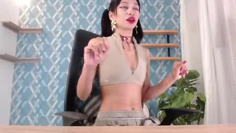 Snapshot of pao_thebigclit chatting on February 2, 2025, 1:23 am Paolita online show from February 2, 2025, 1:23 am