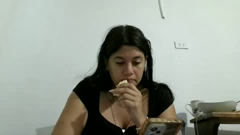 PAOLA EXCLUSIVAA online show from June 14, 2026, 6:32 pm