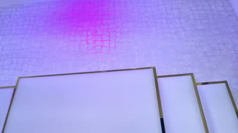 Paola  online show from May 26, 2026, 11:39 am