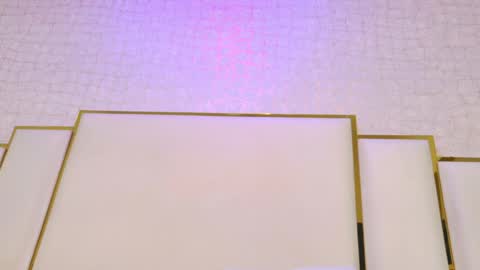 Paola  online show from June 8, 2026, 11:43 am