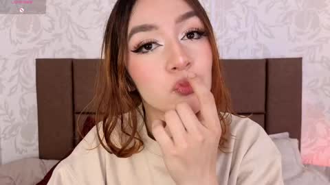 Snapshot of paolagh_ chatting on April 18, 2026, 3:32 am paolagh_ online show from April 18, 2026, 3:32 am