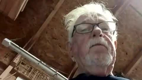 papajb70 online show from March 9, 2025, 3:22 am