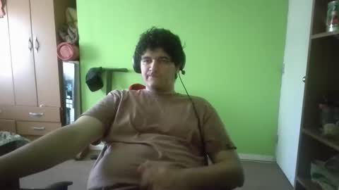 Snapshot of papitowilly999 chatting on November 30, 2025, 8:24 pm Papito online show from November 30, 2025, 8:24 pm