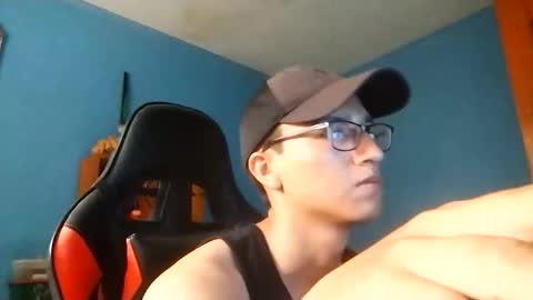 papuh2007 online show from April 20, 2026, 4:21 pm