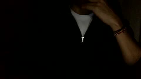 Snapshot of papy_dani33 chatting on October 5, 2025, 9:40 am papy_dani33 online show from October 5, 2025, 9:40 am