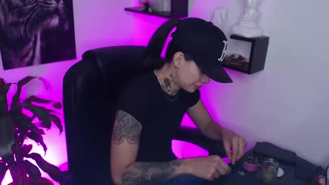 Paris D angelo online show from March 2, 2025, 1:58 am