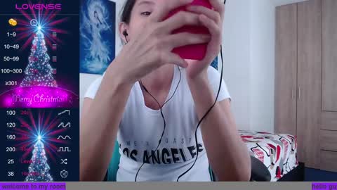 Snapshot of paris_of_angel chatting on December 4, 2024, 7:56 pm Paris Of Angel online show from December 4, 2024, 7:56 pm