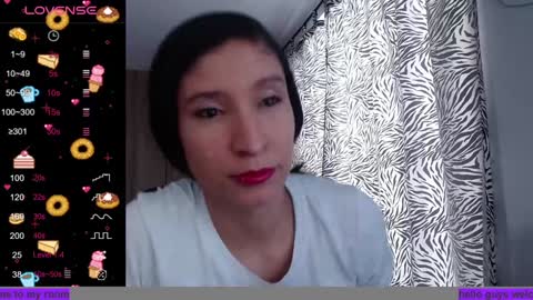 Snapshot of paris_of_angel chatting on February 2, 2025, 9:34 pm Paris Of Angel online show from February 2, 2025, 9:34 pm