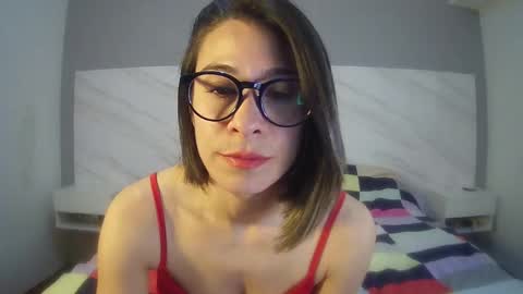 paris_vixen13 online show from October 7, 2025, 1:52 pm