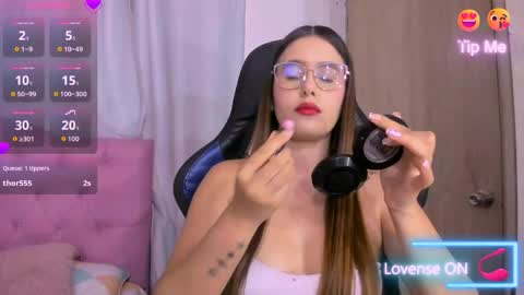 Snapshot of parisshayk chatting on April 25, 2026, 6:05 pm Paris online show from April 25, 2026, 6:05 pm