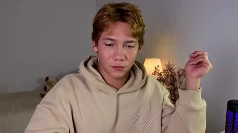 connie online show from December 15, 2025, 2:16 am