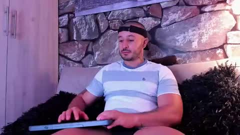 parker lavine online show from January 19, 2025, 5:05 am