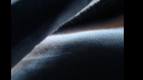 parrotpenis1 online show from December 9, 2024, 6:35 pm