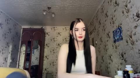 Milana online show from May 24, 2026, 12:10 pm