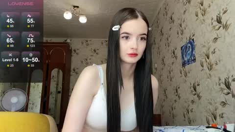 Milana online show from May 27, 2026, 10:01 am