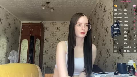Milana online show from June 5, 2026, 8:31 am