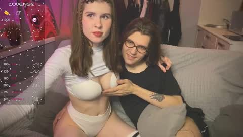 Zoe online show from March 2, 2025, 7:45 pm