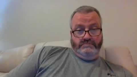 passporttraveler1 online show from January 14, 2026, 2:06 am