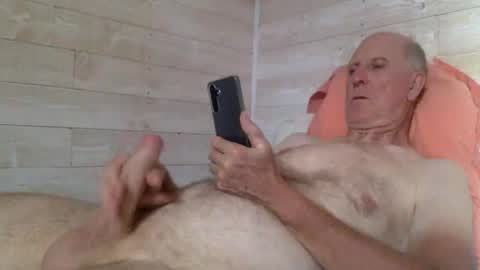 Snapshot of patibulaire1912 chatting on October 19, 2025, 11:11 am Pati24 online show from October 19, 2025, 11:11 am