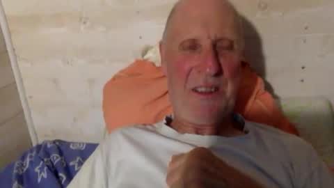 Snapshot of patibulaire1912 chatting on October 21, 2025, 7:03 pm Pati24 online show from October 21, 2025, 7:03 pm