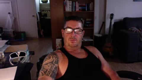 Snapshot of patmilll chatting on August 4, 2026, 10:12 pm patmilll online show from August 4, 2026, 10:12 pm