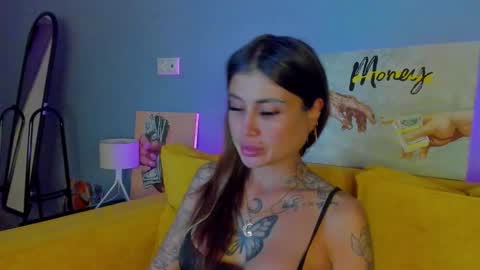 Snapshot of patricia_cox chatting on September 18, 2025, 8:33 pm Patricia GMT2 Wed-Thu 5-11am Sat-Mon 5-11am online show from September 18, 2025, 8:33 pm