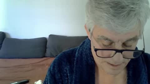 patrick5275 online show from December 6, 2024, 12:38 pm