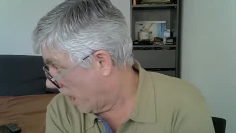 patrick5275 online show from February 19, 2025, 10:23 am