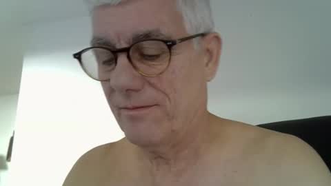 patrick5275 online show from October 6, 2025, 8:23 am