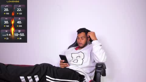 Snapshot of patrick_hot69 chatting on March 7, 2025, 1:53 am patrick_hot69 online show from March 7, 2025, 1:53 am