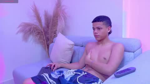 Snapshot of patriickmiller_ chatting on May 29, 2026, 7:34 pm Patrick online show from May 29, 2026, 7:34 pm