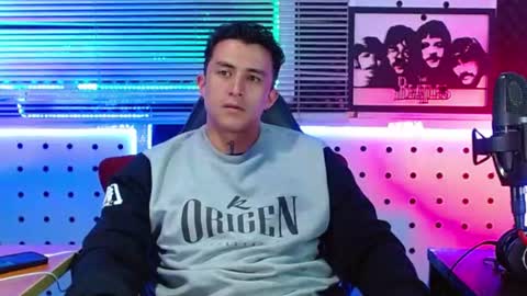 Darko0717  online show from June 17, 2026, 12:46 am