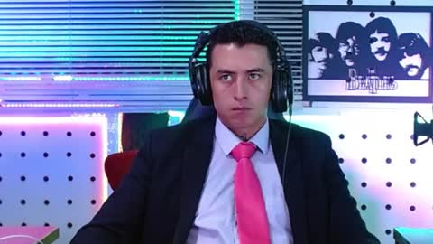 Darko0717  online show from June 19, 2026, 3:38 pm