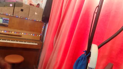 PatsyORose online show from December 16, 2025, 5:45 am