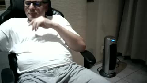 Snapshot of pattrom chatting on May 22, 2026, 11:32 pm Patrom online show from May 22, 2026, 11:32 pm