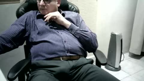 Snapshot of pattrom chatting on June 5, 2026, 12:28 am Patrom online show from June 5, 2026, 12:28 am