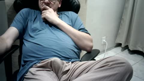 Snapshot of pattrom chatting on July 28, 2026, 1:23 am Patrom online show from July 28, 2026, 1:23 am