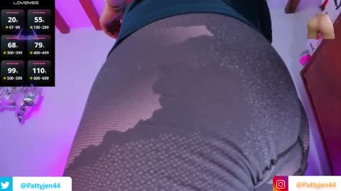 Hi   Pvt open Moans from lovense  tell me  Fav  113366 Especial leve33  online show from April 17, 2026, 10:46 pm