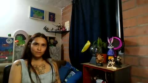 Snapshot of pau_cat chatting on July 14, 2026, 5:12 am Pau online show from July 14, 2026, 5:12 am